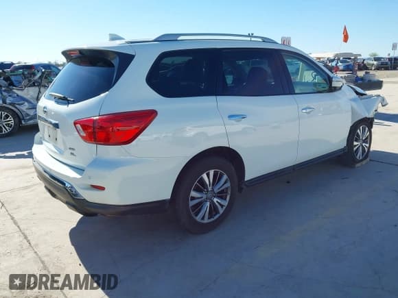✅ 2020 Nissan Pathfinder SL • VIN: 5N1DR2CM4LC584791 • Лот: 43603072. Опубликован ранее на IAAI с пробегом 114 472 миль. Бесплатный доступ к архиву аукционных продаж из США и подробный отчёт об истории автомобиля на DreamBid. Изображение 4.