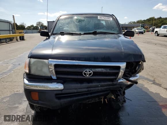 ✅ 1999 Toyota Tacoma • VIN: 4TAPM62N5XZ429571 • Lot: 80762495. Listed on Copart with 263,881 mi. Free auction sales archive from the USA and detailed vehicle history report at DreamBid. Image 5.