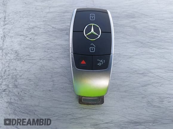 ✅ 2020 Mercedes-Benz C 43 AMG • VIN: WDDWJ6EB1LF957796 • Lot: 41421124. Listed on IAAI with 31,400 mi. Free auction sales archive from the USA and detailed vehicle history report at DreamBid. Image 11.