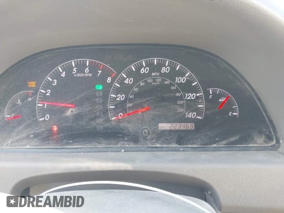 ✅ 2005 Toyota Camry XLE • VIN: 4T1BE30K35U034183 • Lot: 43326126. Wystawiony na IAAI z przebiegiem 223 469 mil. Bezpłatny archiwum sprzedaży aukcyjnych z USA i szczegółowy raport historii pojazdu na DreamBid. Zdjęcie 7.