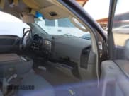 ✅ 2006 Nissan Titan XE • VIN: 1N6AA07A36N526616 • Lot: 42134948. Wystawiony na IAAI z przebiegiem 185 382 mil. Bezpłatny archiwum sprzedaży aukcyjnych z USA i szczegółowy raport historii pojazdu na DreamBid. Zdjęcie 5.