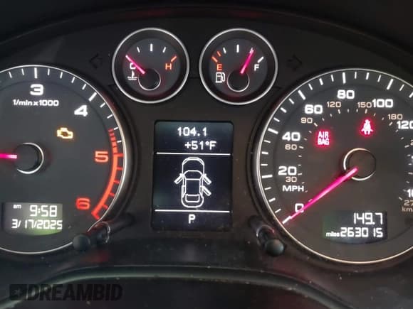 ✅ 2011 Audi A3 Premium Plus • VIN: WAUKJAFMXBA127905 • Lot: 41776090. Wystawiony na IAAI z przebiegiem 263 015 mil. Bezpłatny archiwum sprzedaży aukcyjnych z USA i szczegółowy raport historii pojazdu na DreamBid. Zdjęcie 7.