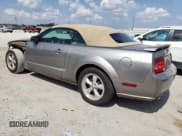 ✅ 2009 Ford Mustang GT • VIN: 1ZVHT85HX95133420 • Lot: 56416975. Wystawiony na Copart z przebiegiem 174 656 mil. Bezpłatny archiwum sprzedaży aukcyjnych z USA i szczegółowy raport historii pojazdu na DreamBid. Zdjęcie 2.