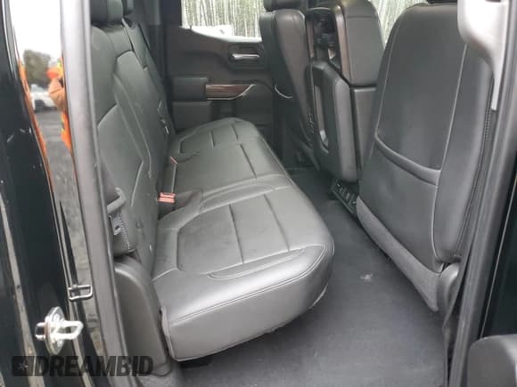 ✅ 2019 Chevrolet Silverado 1500 LT • VIN: 1GCRYDEK6KZ373138 • Lot: 84451935. Wystawiony na Copart z przebiegiem 76 846 mil. Bezpłatny archiwum sprzedaży aukcyjnych z USA i szczegółowy raport historii pojazdu na DreamBid. Zdjęcie 10.