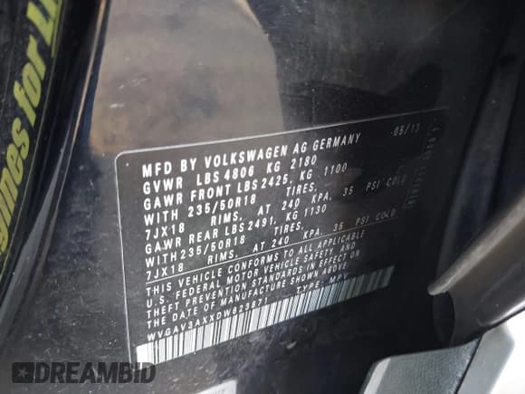 ✅ 2013 Volkswagen Tiguan S • VIN: WVGAV3AXXDW623871 • Lot: 43762873. Listed on IAAI with 145,094 mi. Free auction sales archive from the USA and detailed vehicle history report at DreamBid. Image 9.