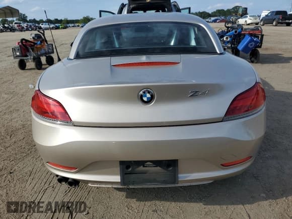 ✅ 2014 BMW Z4 sDrive28i • VIN: WBALL5C53EJ105042 • Lot: 79021534. Wystawiony na Copart z przebiegiem Nie podano. Bezpłatny archiwum sprzedaży aukcyjnych z USA i szczegółowy raport historii pojazdu na DreamBid. Zdjęcie 6.