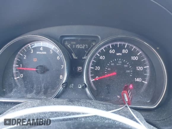 ✅ 2018 Nissan Versa SV • VIN: 3N1CN7AP5JL833142 • Lot: 43597914. Listed on IAAI with 119,027 mi. Free auction sales archive from the USA and detailed vehicle history report at DreamBid. Image 7.