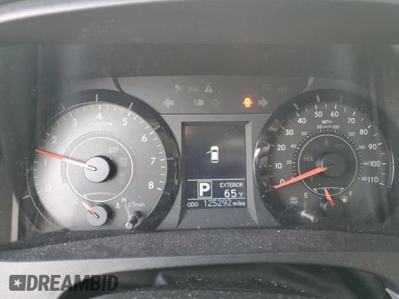 ✅ 2015 Toyota Sienna LE AAS • VIN: 5TDKK3DC6FS560071 • Lot: 59883805. Listed on Copart with 125,292 mi. Free auction sales archive from the USA and detailed vehicle history report at DreamBid. Image 9.