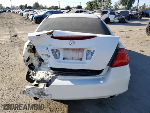 ✅ 2007 Honda Accord LX SE • VIN: 1HGCM664X7A018722 • Lot: 82783895. Listed on Copart with 203,209 mi. Free auction sales archive from the USA and detailed vehicle history report at DreamBid. Image 6.