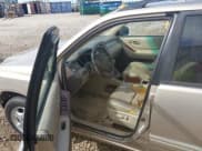 ✅ 2004 Toyota Highlander • VIN: JTEDP21A340018316 • Lot: 43379780. Wystawiony na IAAI z przebiegiem 354 610 mil. Bezpłatny archiwum sprzedaży aukcyjnych z USA i szczegółowy raport historii pojazdu na DreamBid. Zdjęcie 5.