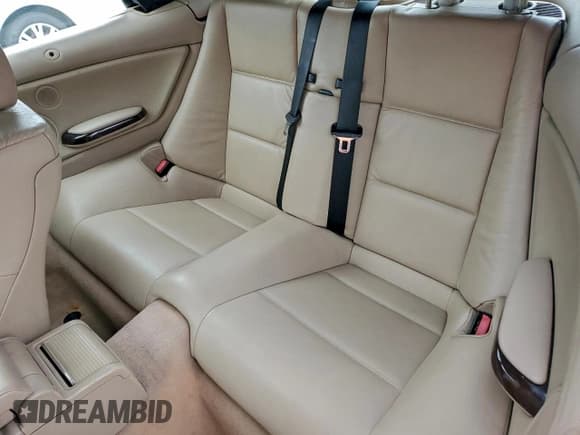 ✅ 2003 BMW 3 Series 325Ci • VIN: WBABS33493PG89583 • Лот: 93952155. Опубликован ранее на Copart с пробегом 111 847 миль. Бесплатный доступ к архиву аукционных продаж из США и подробный отчёт об истории автомобиля на DreamBid. Изображение 10.