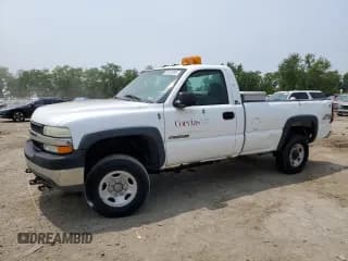 ✅ 2002 Chevrolet Silverado 2500HD LS • VIN: 1GCHK24U62E104584 • Lot: 59187095. Wystawiony na Copart z przebiegiem Nie podano. Bezpłatny archiwum sprzedaży aukcyjnych z USA i szczegółowy raport historii pojazdu na DreamBid. Zdjęcie 1.