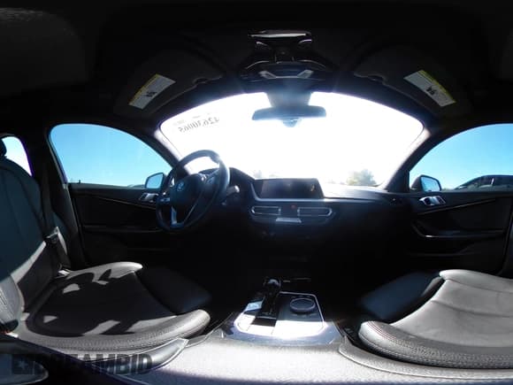 ✅ 2022 BMW 2 Series 228i • VIN: WBA53AK04N7K90514 • Lot: 42630065. Wystawiony na IAAI z przebiegiem 31 036 mil. Bezpłatny archiwum sprzedaży aukcyjnych z USA i szczegółowy raport historii pojazdu na DreamBid. Zdjęcie 18.