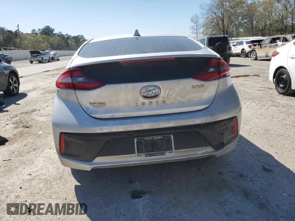 ✅ 2018 Hyundai Ioniq SEL • VIN: KMHC75LC7JU063940 • Lot: 49132895. Wystawiony na Copart z przebiegiem 120 971 mil. Bezpłatny archiwum sprzedaży aukcyjnych z USA i szczegółowy raport historii pojazdu na DreamBid. Zdjęcie 6.