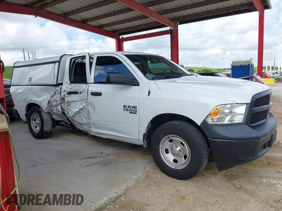✅ 2023 Ram 1500 Tradesman • VIN: 1C6RR6FG7PS530914 • Lot: 42991995. Wystawiony na IAAI z przebiegiem 35 540 mil. Bezpłatny archiwum sprzedaży aukcyjnych z USA i szczegółowy raport historii pojazdu na DreamBid. Zdjęcie 13.