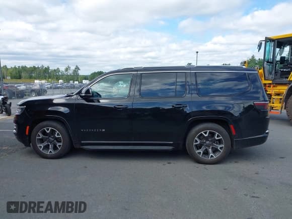 ✅ 2023 Jeep Wagoneer Series III • VIN: 1C4SJVDP2PS505577 • Лот: 43018224. Опубликован ранее на IAAI с пробегом 59 459 миль. Бесплатный доступ к архиву аукционных продаж из США и подробный отчёт об истории автомобиля на DreamBid. Изображение 14.