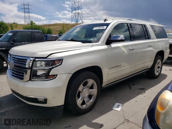 ✅ 2015 Chevrolet Suburban LTZ • VIN: 1GNSKKKC1FR123209 • Lot: 71128734. Wystawiony na Copart z przebiegiem 122 146 mil. Bezpłatny archiwum sprzedaży aukcyjnych z USA i szczegółowy raport historii pojazdu na DreamBid. Zdjęcie 1.