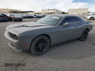 ✅ 2018 Dodge Challenger SXT Plus • VIN: 2C3CDZAG8JH204550 • Lot: 79122593. Wystawiony na Copart z przebiegiem 43 628 mil. Bezpłatny archiwum sprzedaży aukcyjnych z USA i szczegółowy raport historii pojazdu na DreamBid. Zdjęcie 1.