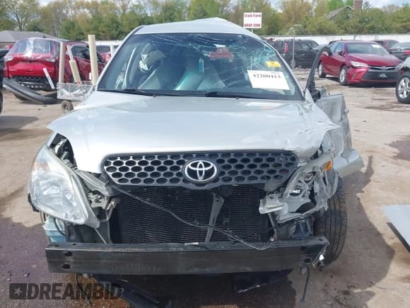 ✅ 2004 Toyota Matrix Std • VIN: 2T1LR32E44C187459 • Лот: 42200413. Опубликован ранее на IAAI с пробегом 125 232 миль. Бесплатный доступ к архиву аукционных продаж из США и подробный отчёт об истории автомобиля на DreamBid. Изображение 12.