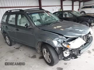 ✅ 2012 Subaru Forester X • VIN: JF2SHABC2CG433895 • Lot: 40933305. Wystawiony na IAAI z przebiegiem 106 041 mil. Bezpłatny archiwum sprzedaży aukcyjnych z USA i szczegółowy raport historii pojazdu na DreamBid. Zdjęcie 1.