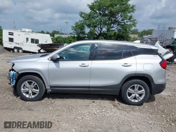 ✅ 2020 GMC Terrain SLE • VIN: 3GKALTEV5LL251089 • Lot: 42747850. Wystawiony na IAAI z przebiegiem 39 479 mil. Bezpłatny archiwum sprzedaży aukcyjnych z USA i szczegółowy raport historii pojazdu na DreamBid. Zdjęcie 15.