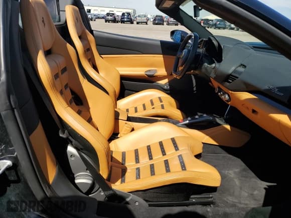 ✅ 2018 Ferrari 488 • VIN: ZFF80AMAXJ0237612 • Лот: 68225655. Опубликован ранее на Copart с пробегом 12 845 миль. Бесплатный доступ к архиву аукционных продаж из США и подробный отчёт об истории автомобиля на DreamBid. Изображение 10.