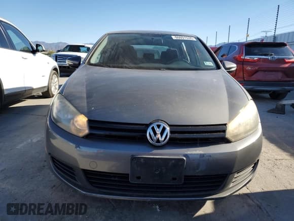 ✅ 2011 Volkswagen Golf • VIN: WVWDB7AJXBW319532 • Лот: 86691535. Опубликован ранее на Copart с пробегом 210 331 миль. Бесплатный доступ к архиву аукционных продаж из США и подробный отчёт об истории автомобиля на DreamBid. Изображение 5.