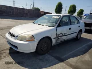 ✅ 1996 Honda Civic • VIN: 1HGEJ6500TL033843 • Lot: 55334335. Wystawiony na Copart z przebiegiem 131 654 mil. Bezpłatny archiwum sprzedaży aukcyjnych z USA i szczegółowy raport historii pojazdu na DreamBid. Zdjęcie 1.