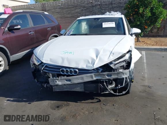 ✅ 2017 Audi A4 Premium Plus • VIN: WAULNAF45HN043615 • Lot: 42224558. Listed on IAAI with 86,422 mi. Free auction sales archive from the USA and detailed vehicle history report at DreamBid. Image 12.