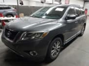 ✅ 2015 Nissan Pathfinder SV • VIN: 5N1AR2MN0FC612276 • Lot: 42451321. Wystawiony na IAAI z przebiegiem 118 870 mil. Bezpłatny archiwum sprzedaży aukcyjnych z USA i szczegółowy raport historii pojazdu na DreamBid. Zdjęcie 2.