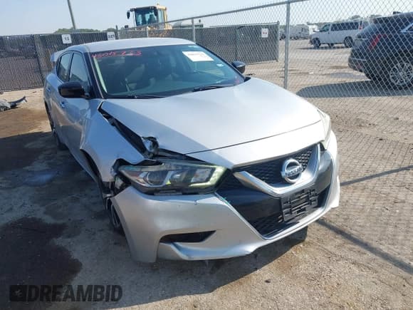 ✅ 2017 Nissan Maxima SR • VIN: 1N4AA6AP9HC448284 • Лот: 43015733. Опубликован ранее на IAAI с пробегом 192 666 миль. Бесплатный доступ к архиву аукционных продаж из США и подробный отчёт об истории автомобиля на DreamBid. Изображение 1.