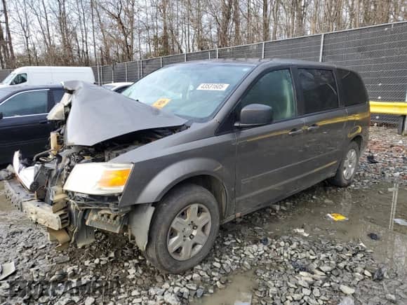 2010 Dodge Grand Caravan SE with VIN 2D4RN4DE0AR396737, listed as a Copart auction lot 43531605 with Not provided miles and Salvage title. Bid and sale history available at DreamBid. Image 1.