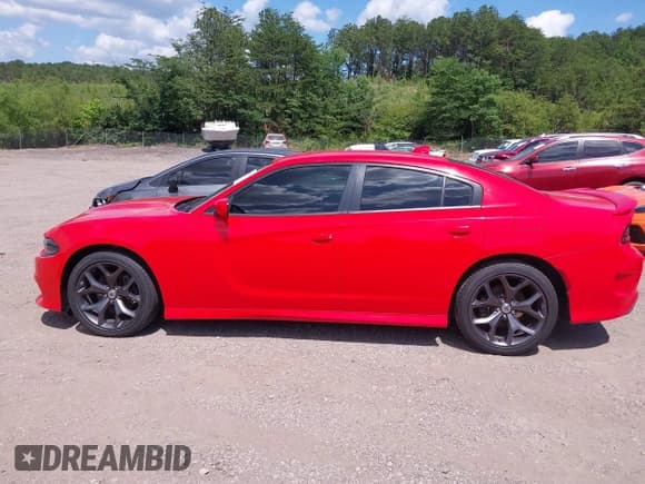 ✅ 2019 Dodge Charger GT • VIN: 2C3CDXHG8KH608783 • Lot: 39481358. Wystawiony na IAAI z przebiegiem 78 971 mil. Bezpłatny archiwum sprzedaży aukcyjnych z USA i szczegółowy raport historii pojazdu na DreamBid. Zdjęcie 14.