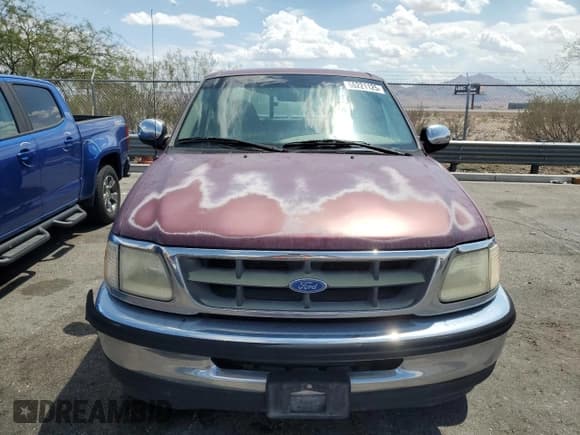 ✅ 1997 Ford F-150 XL • VIN: 1FTEX17L2VNB18102 • Lot: 66221125. Wystawiony na Copart z przebiegiem 172 793 mil. Bezpłatny archiwum sprzedaży aukcyjnych z USA i szczegółowy raport historii pojazdu na DreamBid. Zdjęcie 5.