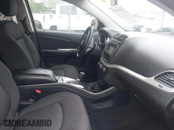 ✅ 2017 Dodge Journey SXT • VIN: 3C4PDDBG7HT526032 • Lot: 42524690. Listed on IAAI with Not provided. Free auction sales archive from the USA and detailed vehicle history report at DreamBid. Image 5.