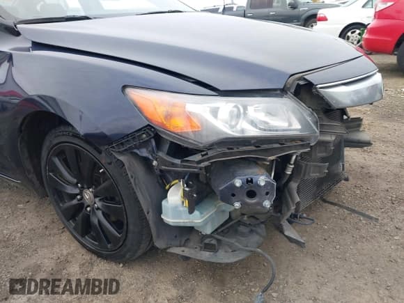 ✅ 2013 Acura ILX Technology • VIN: 19VDE1F78DE018586 • Lot: 43646569. Wystawiony na IAAI z przebiegiem 94 760 mil. Bezpłatny archiwum sprzedaży aukcyjnych z USA i szczegółowy raport historii pojazdu na DreamBid. Zdjęcie 18.