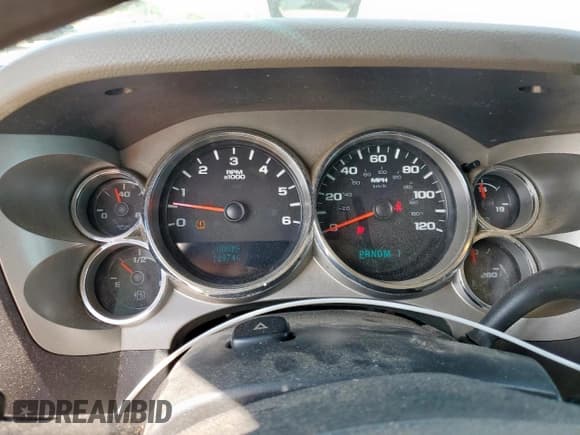 ✅ 2012 Chevrolet Silverado 2500HD Work Truck • VIN: 1GC0CVCG0CF155579 • Lot: 84568965. Wystawiony na Copart z przebiegiem 129 746 mil. Bezpłatny archiwum sprzedaży aukcyjnych z USA i szczegółowy raport historii pojazdu na DreamBid. Zdjęcie 9.