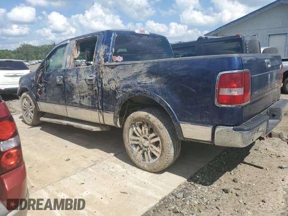 ✅ 2007 Lincoln Mark LT • VIN: 5LTPW16517FJ01932 • Lot: 71717424. Listed on Copart with 202,835 mi. Free auction sales archive from the USA and detailed vehicle history report at DreamBid. Image 2.