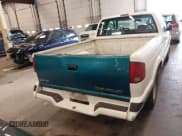 ✅ 1996 Chevrolet S-10 LS • VIN: 1GCCS1943T8139306 • Лот: 41777724. Опубликован ранее на IAAI с пробегом 244 126 миль. Бесплатный доступ к архиву аукционных продаж из США и подробный отчёт об истории автомобиля на DreamBid. Изображение 16.