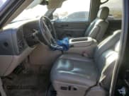 ✅ 2004 Chevrolet Suburban Z71 • VIN: 3GNFK16Z34G187646 • Лот: 49993535. Опубликован ранее на Copart с пробегом 147 201 миль. Бесплатный доступ к архиву аукционных продаж из США и подробный отчёт об истории автомобиля на DreamBid. Изображение 7.