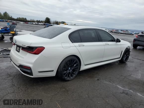 ✅ 2021 BMW 7 Series 750i xDrive • VIN: WBA7U2C06MCE49097 • Lot: 51900185. Listed on Copart with 36,664 mi. Free auction sales archive from the USA and detailed vehicle history report at DreamBid. Image 3.