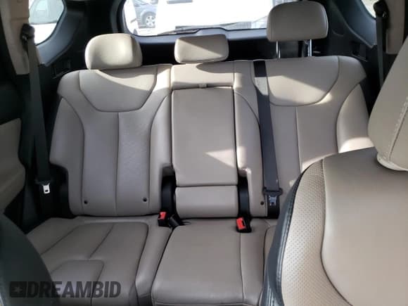 ✅ 2019 Hyundai Santa Fe Ultimate • VIN: 5NMS5CAA9KH100295 • Lot: 38569384. Wystawiony na Copart z przebiegiem 56 046 mil. Bezpłatny archiwum sprzedaży aukcyjnych z USA i szczegółowy raport historii pojazdu na DreamBid. Zdjęcie 10.