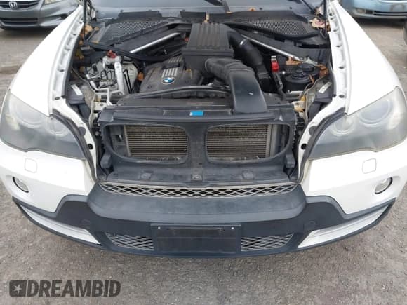 ✅ 2008 BMW X5 3.0si • VIN: 5UXFE43588L006468 • Lot: 43798283. Wystawiony na IAAI z przebiegiem 150 628 mil. Bezpłatny archiwum sprzedaży aukcyjnych z USA i szczegółowy raport historii pojazdu na DreamBid. Zdjęcie 6.