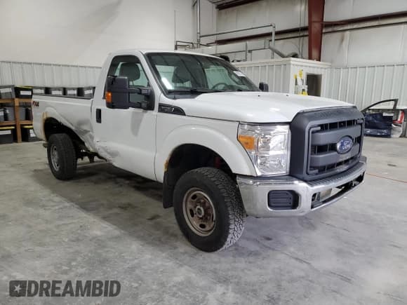 ✅ 2015 Ford F-250 XL • VIN: 1FTBF2B66FEC72956 • Lot: 86827295. Listed on Copart with 80,524 mi. Free auction sales archive from the USA and detailed vehicle history report at DreamBid. Image 4.