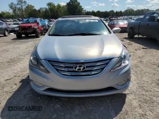 ✅ 2011 Hyundai Sonata SE • VIN: 5NPEC4ABXBH253465 • Lot: 73831384. Listed on Copart with 213,722 mi. Free auction sales archive from the USA and detailed vehicle history report at DreamBid. Image 5.