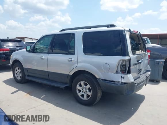 ✅ 2011 Ford Expedition XL • VIN: 1FMJU1F53BEF50764 • Lot: 42745041. Listed on IAAI with 163,460 mi. Free auction sales archive from the USA and detailed vehicle history report at DreamBid. Image 15.
