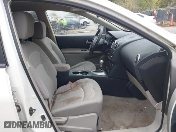 ✅ 2013 Nissan Rogue S • VIN: JN8AS5MV3DW626540 • Лот: 43544346. Опубликован ранее на IAAI с пробегом 220 089 миль. Бесплатный доступ к архиву аукционных продаж из США и подробный отчёт об истории автомобиля на DreamBid. Изображение 5.