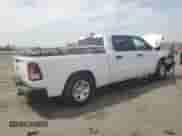 2023 Ram 1500 Tradesman z VIN 1C6RRENT5PN607402, wystawiony jako Copart lot #53915375 z przebiegiem 8 882 mil mil oraz Szkoda całkowita • Salvage title. Historia ofert i sprzedaży dostępna na DreamBid. Obrazek 3.