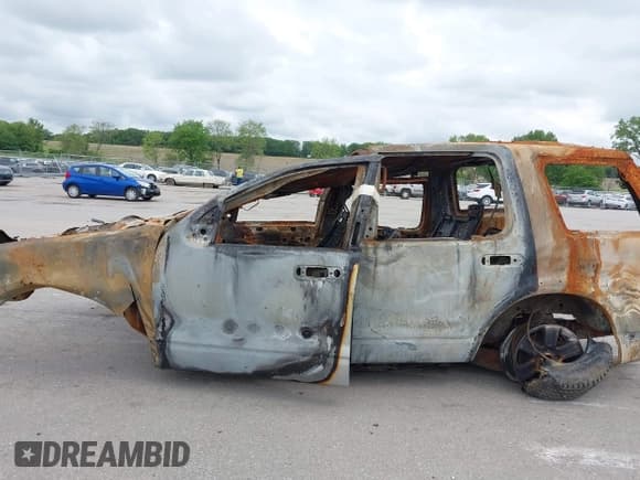 ✅ 2010 Ford Explorer XLT • VIN: 1FMEU7DE1AUA74431 • Лот: 42489525. Опубликован ранее на IAAI с пробегом Не указан. Бесплатный доступ к архиву аукционных продаж из США и подробный отчёт об истории автомобиля на DreamBid. Изображение 11.