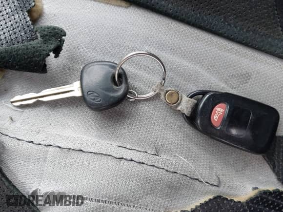 ✅ 2011 Hyundai Tucson GLS • VIN: KM8JU3AC8BU231982 • Лот: 41700673. Размещён на IAAI с пробегом 172 298 миль миль. Получите бесплатный доступ к архиву аукционных продаж из США и посмотрите подробный отчёт об истории автомобиля на DreamBid. Изображение 11.